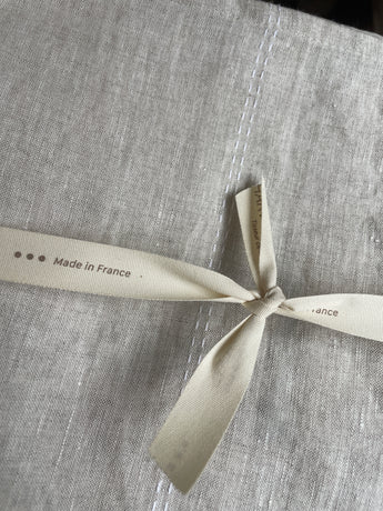 Serviettes Set of Six 100% French Linen Napkins Rythmo Lin Noir by Charvet Editions Charvet Editions