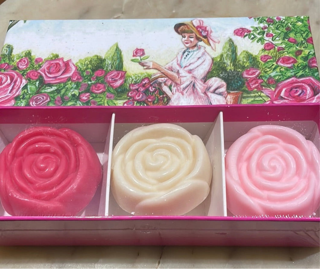 Provençal Rose Gift Box- 3 x 50g Rose Shaped Soaps Petite France Australia